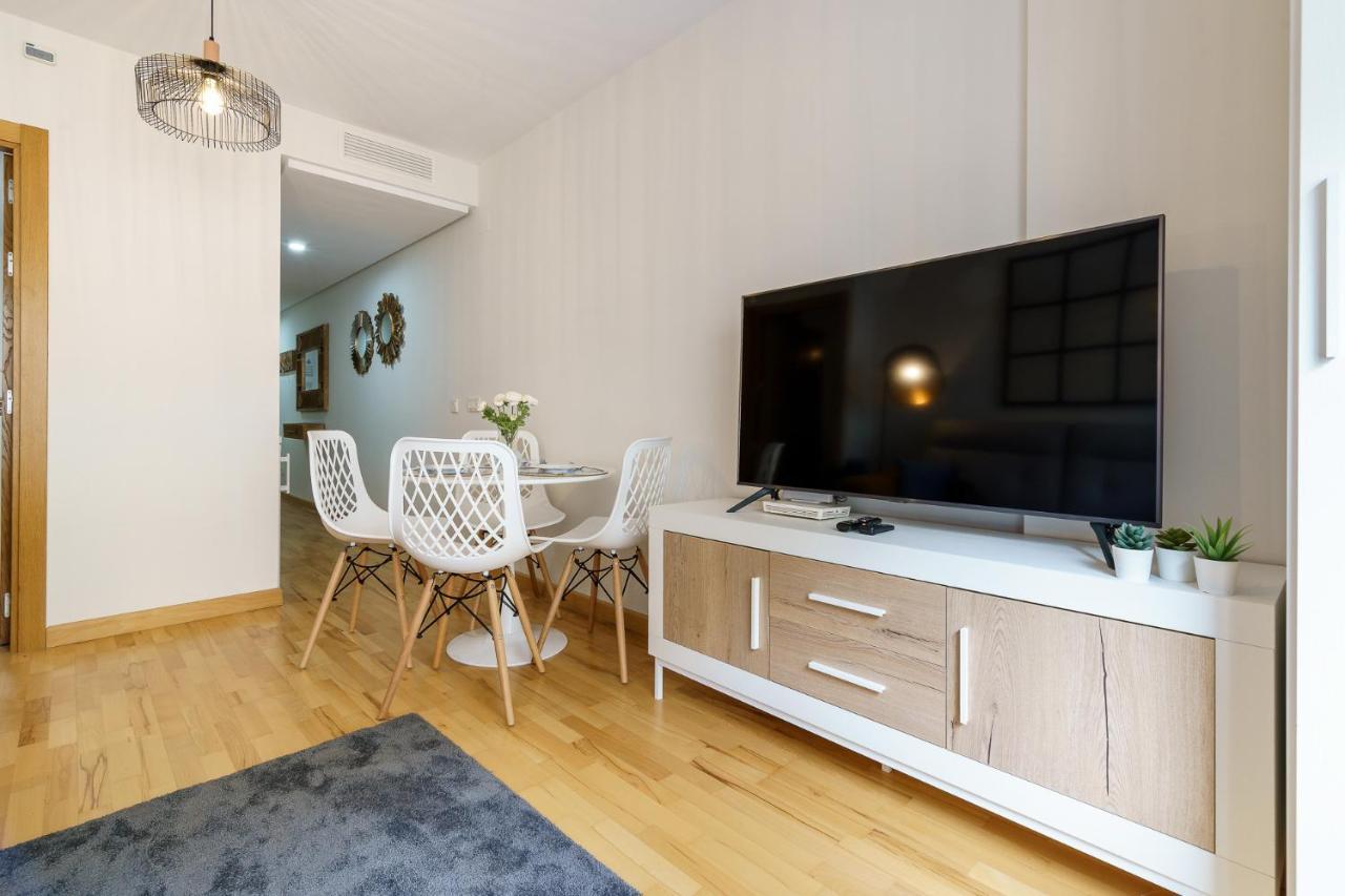 Malagasuite Cozy Center Apartment & Parking Exterior foto
